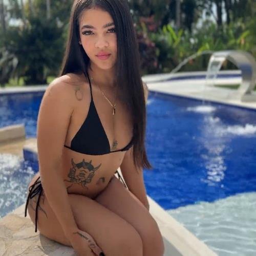 Onlyfans - Pool Day And Hard Sex With The Beautiful Colombian Teen Anna Cherry7 PovMan Films (FullHD/1080p/301 MB)