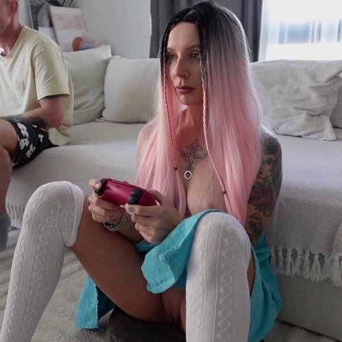 Onlyfans - Stepfather Rough Bangs Her In The Ass For The First Time Ghomestory (FullHD/1080p/458 MB)