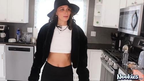 Nookies - Ari Parker : So you Want to be in Porn? (FullHD/1080p/705 MB)