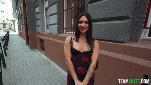 CiaoBella/TeamSkeet - Lena Coxx Italy is Great, But Pounding an Italian's Big Ass is Even Better (FullHD/1080p/2.09 GB)