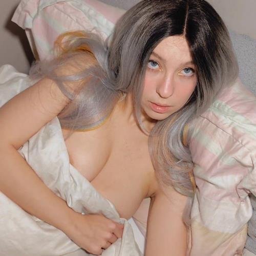 Onlyfans - Staying Naked With My Step Mom To Stay Warm In The Winter SexNinja (FullHD/1080p/191 MB)