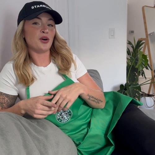 Onlyfans - Barista Girl Cheats On Boyfriend While He s At Work i Bet You Would Fuck Me Better Anyway   Zoe Neli (FullHD/1080p/373 MB)