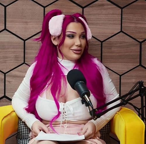 BrazzersExxtra/Brazzers - Lily Lou  The Brazzers Podcast Episode 1 (FullHD/1080p/2.72 GB)