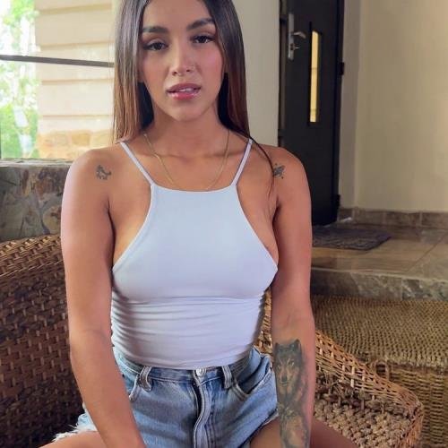 Onlyfans - I Play Truth Or Dare With My Stepbrother What a Big Cock He Has Samy Sun7 (FullHD/1080p/585 MB)