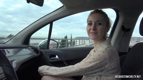 JacquieEtMichelTV - Julie, 22ans, Marseille et sodomie ! (FullHD/1080p/1.18 GB)