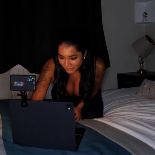 Onlyfans - YASMINA KHAN EXPERIENCES HER FIRST GOLDEN SHOWER  FREAKY T DEGRADED ME Yasmina Khan (FullHD/1080p/198 MB)