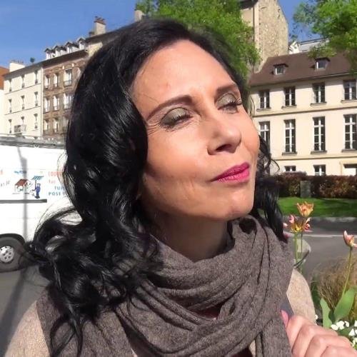JacquieEtMichelTV/Indecentes-Voisines - Elise, 44ans, prof de francais a Sevres (FullHD/1080p/1.01 GB)