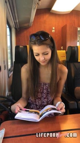 lifepornstories - Cindy Shine Story 1 Quickie On a Train 4k (2K/3840p/945 MB)