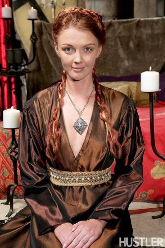 Hustler - Marie McCray   This Ain't Game of Thrones XXX (HD/720p/1.05 GB)