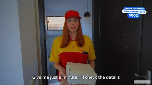 Onlyfans - Pervy Courier Fucked Without a Condom For An Extra Pay Cumshot For Cute Polish Kurwa Eva Soda (FullHD/1080p/262 MB)