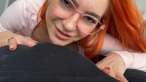 Onlyfans - Horny Redhead Girlfriend Begs For Sex  Little Dragon  Household Fantasy  Scott Stark Scott Stark (FullHD/1080p/398 MB)
