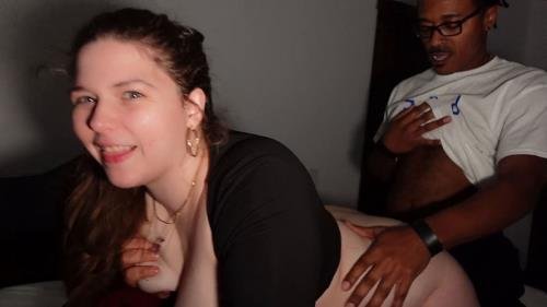 Onlyfans - Hotwife Using Hubby As a Pillow Amber Hotwife (FullHD/1080p/221 MB)
