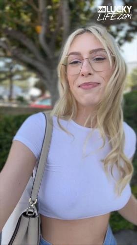 Onlyfans - Color Me Kay (SD/1440p/1.74 GB)