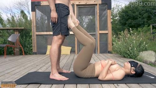 Onlyfans - Outdoor Sex With My Yoga Teacher And Cum In Mouth Loliiiiipop99 (FullHD/1080p/339 MB)
