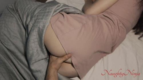 Onlyfans - Staying With My Step Mom During a Loud Storm SexNinja (FullHD/1080p/301 MB)
