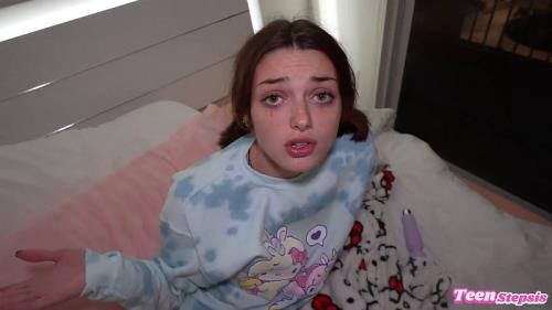 Onlyfans - Daddy Johnny Loves To Make Shro0ms Tight Pussy Squirt With Her Cute Butt Plug In Johnny Love (FullHD/1080p/345 MB)