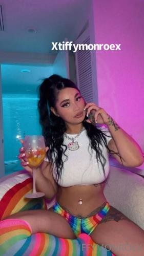 Onlyfans - Xtiffymonroee Xxtiffymonroex, Xxitstiffyxx (SD/1920p/653 MB)
