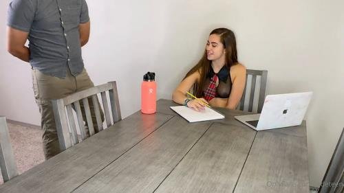 Onlyfans - Jadeteen 4 (HD/720p/213 MB)