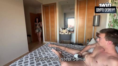 Onlyfans - Step Sibling Secret Watched Her Porn, She Walked In And We Fucked Sonya Snake (FullHD/1080p/386 MB)