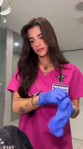 Onlyfans - Arikytsya (SD/1280p/434 MB)
