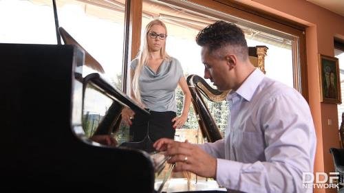 HouseOfTaboo/DDFNetwork - Mugur, Florane Russell  Dildo, Dick Double Penetration (FullHD/1080p/1.53 GB)