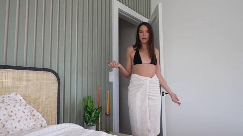 Onlyfans - My HOT NEIGHBOR Caught Me Spying While I Was Home Alone  Katrina Colt Jak Knife (FullHD/1080p/324 MB)
