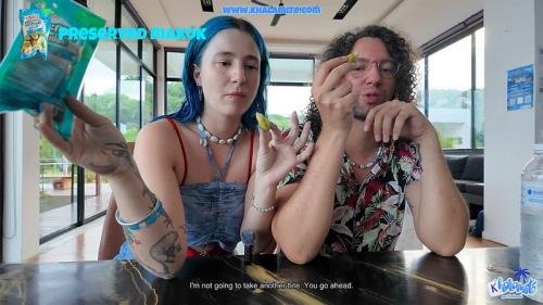 Onlyfans - I Guess What Fruit Fits In My Pussy Hairy French Vlog Khalamite (FullHD/1080p/382 MB)