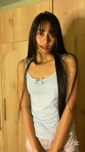 Onlyfans - Playing Truth Or Dare With My Friend s Boyfriend He Dares Me To Show Them My Tits Jocelyn Juliette (SD/1920p/552 MB)