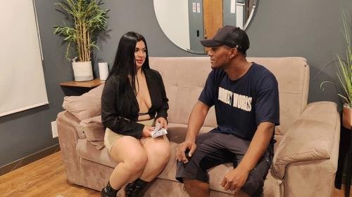 Onlyfans - Antonella Jones Waits For An Order And Gives The Home a Fuck Of The Other World Rioc69 (FullHD/1080p/441 MB)