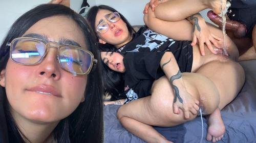 Onlyfans - I LET MY ROOMMATE CREAMPIE MY TINY ASSHOLE AND SQUIRTED ON HIS COCK BECAUSE I STOLE HIS T SHIRT Big Miche Sussie (FullHD/1080p/245 MB)