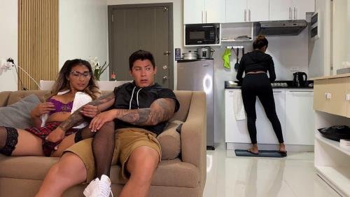 Onlyfans - Naughty College Girl Fucks Her Mom s Boyfriend On The Couch In Front Of Her Summer Steph (FullHD/1080p/367 MB)