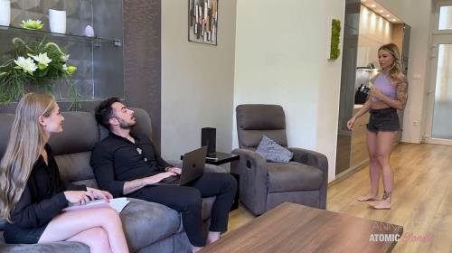 Onlyfans - I Spy My Boyfriend Fucking His Slutty Coworker Mi Joins And Licks The Cum Off Her Pussy Annalisa Atomic Blonde (FullHD/1080p/249 MB)